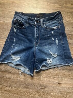 Judy Blue Distressed MidRise Jean Shorts - Dark Blue